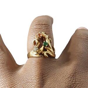 WOMEN'S  VINTAGE LUXURY 14KARAT 3STONES RING SIZE  10.5"